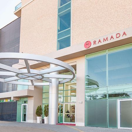 Ramada By Wyndham Macae Hotel & Suites מראה חיצוני תמונה