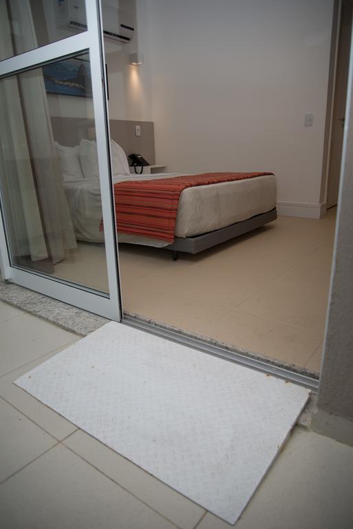 Ramada By Wyndham Macae Hotel & Suites מראה חיצוני תמונה